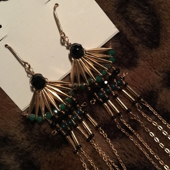 LB Gold Bead Fringe Earrings - Picture 4 of 4